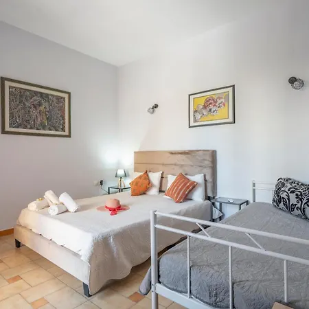 Mati Guest House. 아파트 니드리
